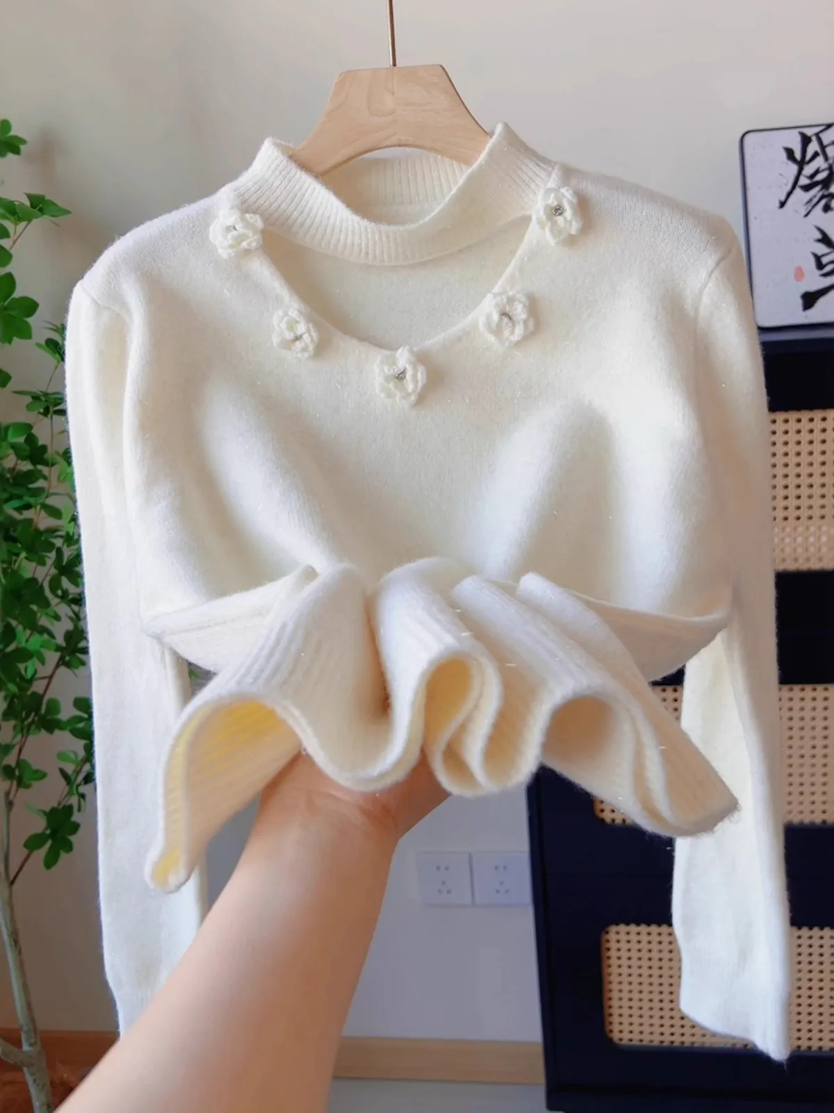 Вязаный свитер Ele Gentle Sle для женщин, свободный крой, базовый слой, осень-зима, новинка, с цветочным декором, Garden Co...
Вязаный свитер Ele Gentle Sle для женщин, свободный крой, базовый слой, осень-зима, новинка, с цветочным декором, Garden Co...