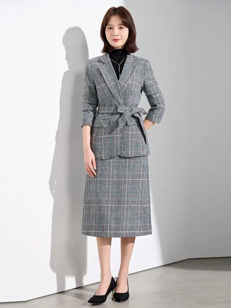 Autumn White Women Grey Khaki Plaid Patchwork Double Breasted Long Sleeved Elegant Blazer Tops + High Waist Skirt Two-piece Sets 
Autumn White Women Grey Khaki Plaid Patchwork Double Breasted Long Sleeved Elegant Blazer Tops + High Waist Skirt Two-piece Sets