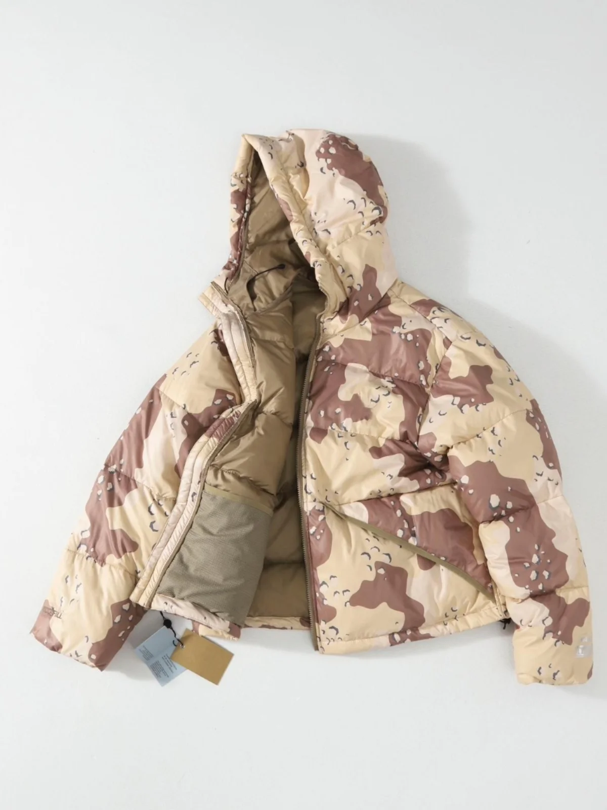American Streetwear Desert Camouflage High Looseness 90 down Hooded Bread down Jacket for Couples Youthful Style Outerwear
American Streetwear Desert Camouflage High Looseness 90 down Hooded Bread down Jacket for Couples Youthful Style Outerwear