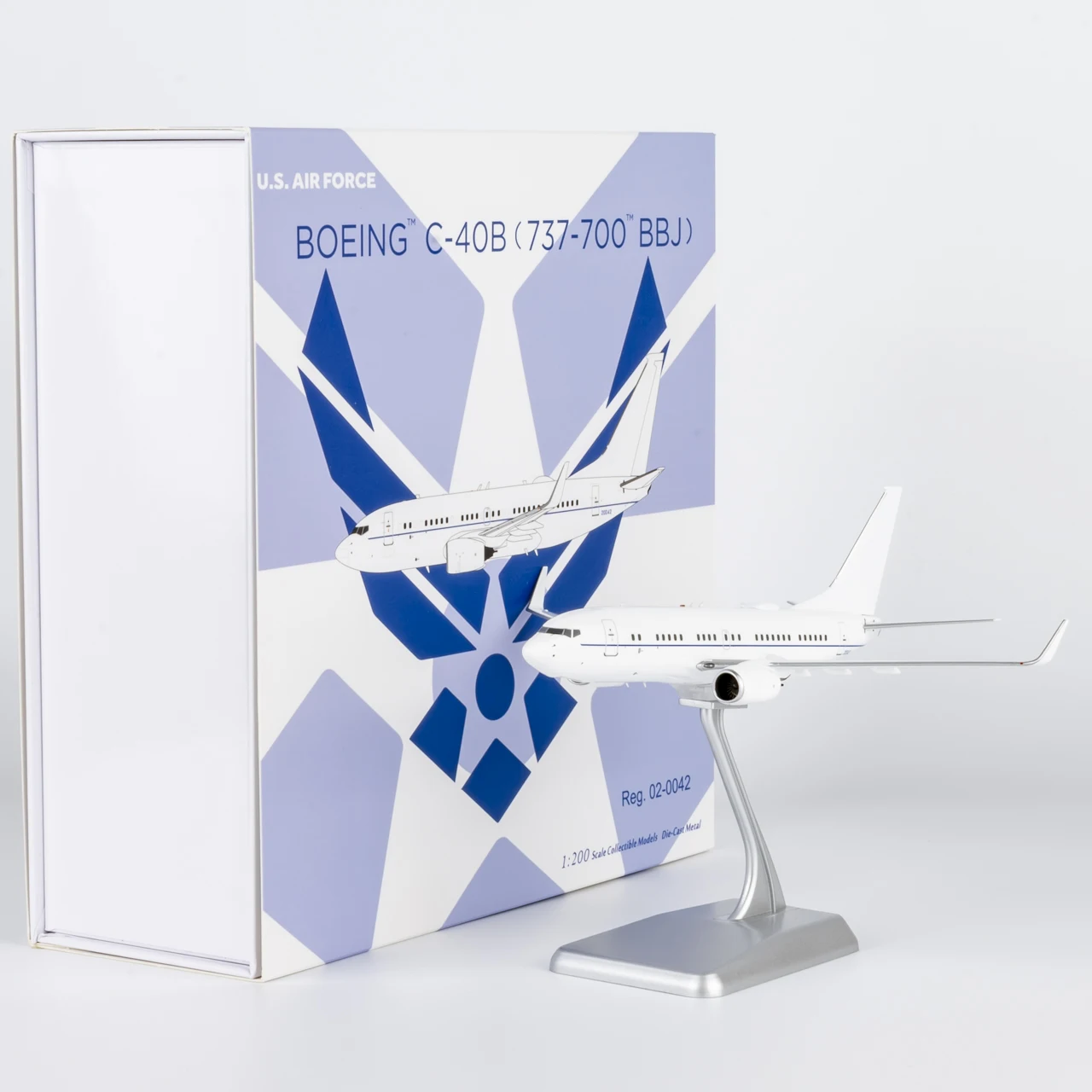 05008 Alloy Collectible Plane Gift NG Model 1:200 USA-Air Force Boeing C-40B (737-700 BBJ) Diecast Aircraft Jet Model 02-0042
05008 Alloy Collectible Plane Gift NG Model 1:200 USA-Air Force Boeing C-40B (737-700 BBJ) Diecast Aircraft Jet Model 02-0042
