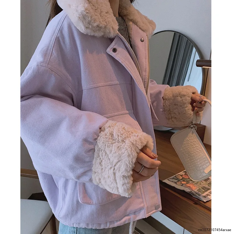 2023 New Winter Cotton Jacket Women's Short Korean Loose Splicing Pink Cotton Parkas Coat Thicken Pocket Cotton Overcoat Female
2023 New Winter Cotton Jacket Women's Short Korean Loose Splicing Pink Cotton Parkas Coat Thicken Pocket Cotton Overcoat Female