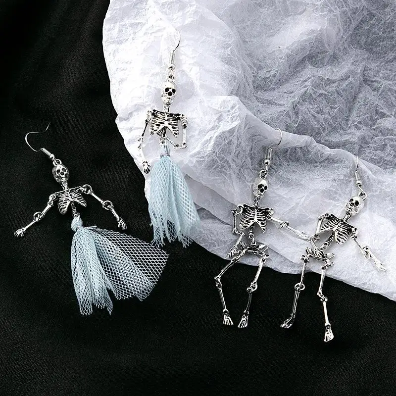 Halloween skeleton earrings Euro-American humanoid skeleton earrings Blue mesh punk earrings girl
Halloween skeleton earrings Euro-American humanoid skeleton earrings Blue mesh punk earrings girl