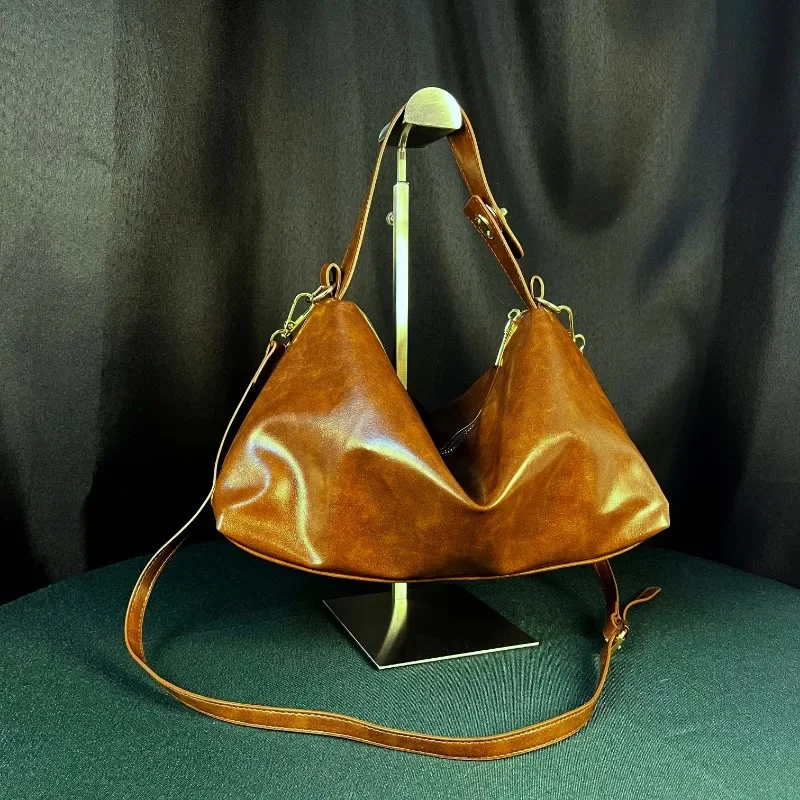 PU Large Capacity Tote Bag Trendy Soft Fashion 2025 High Quality Bags for Women New Zipper Versatile Casual Shoulder Bag
PU Large Capacity Tote Bag Trendy Soft Fashion 2025 High Quality Bags for Women New Zipper Versatile Casual Shoulder Bag