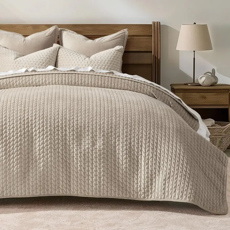 EVERGRACE Luxury Velvet Quilt Set King Size 3 Piece, Soft CrossStitch Velvet Comforter Set with Pillow Shams, Lightweight Cover
EVERGRACE Luxury Velvet Quilt Set King Size 3 Piece, Soft CrossStitch Velvet Comforter Set with Pillow Shams, Lightweight Cover