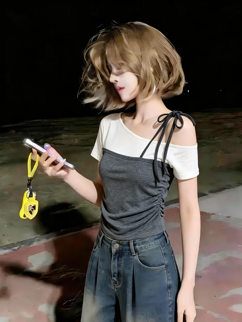 Color Block Short Sleeve T-Shirt Women's Slim Fit Shoulder Tie Top Korean Style Commute Pure Color Korean Version Drawstring
Color Block Short Sleeve T-Shirt Women's Slim Fit Shoulder Tie Top Korean Style Commute Pure Color Korean Version Drawstring
