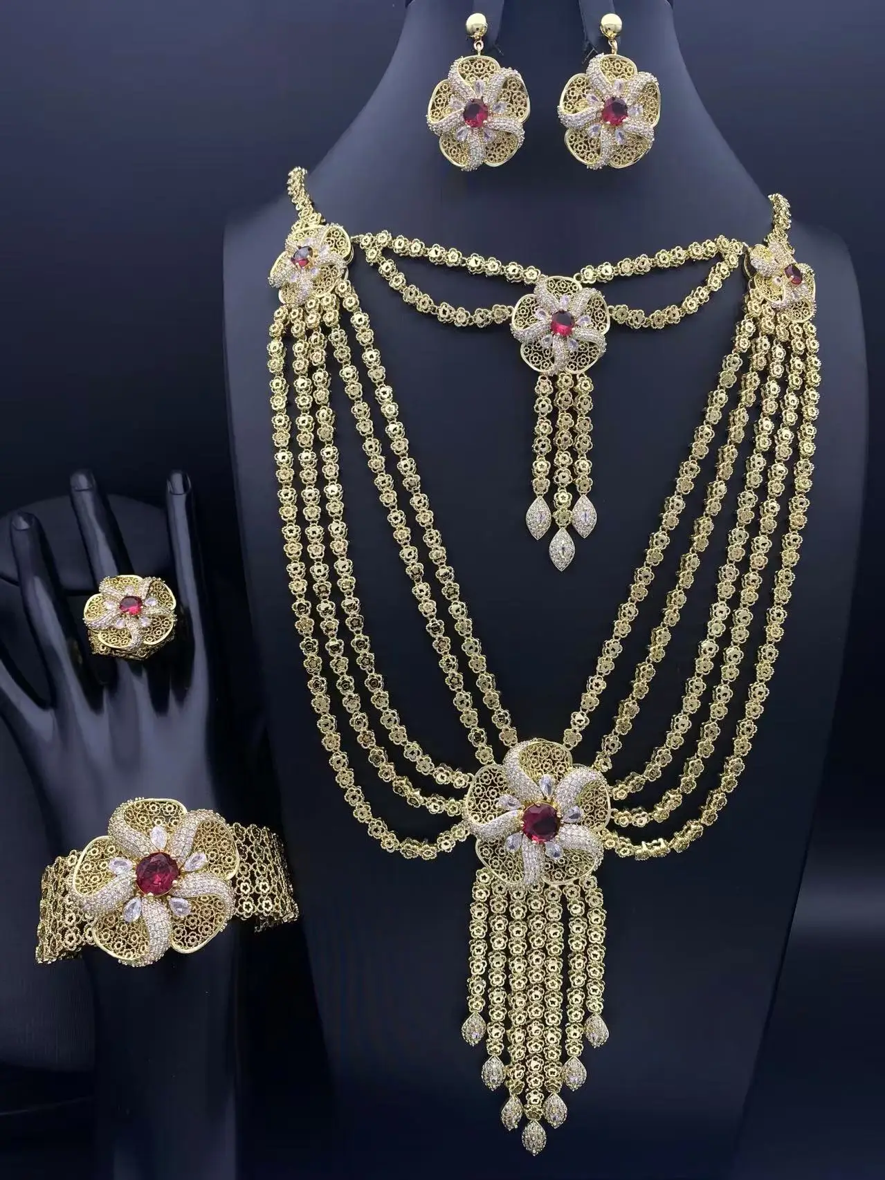 HY Semi-sapphire blue stone sets, ladies' parties, luxury necklaces, bracelets, earrings, rings, bestsellers in Arabia and Niger
HY Semi-sapphire blue stone sets, ladies' parties, luxury necklaces, bracelets, earrings, rings, bestsellers in Arabia and Niger