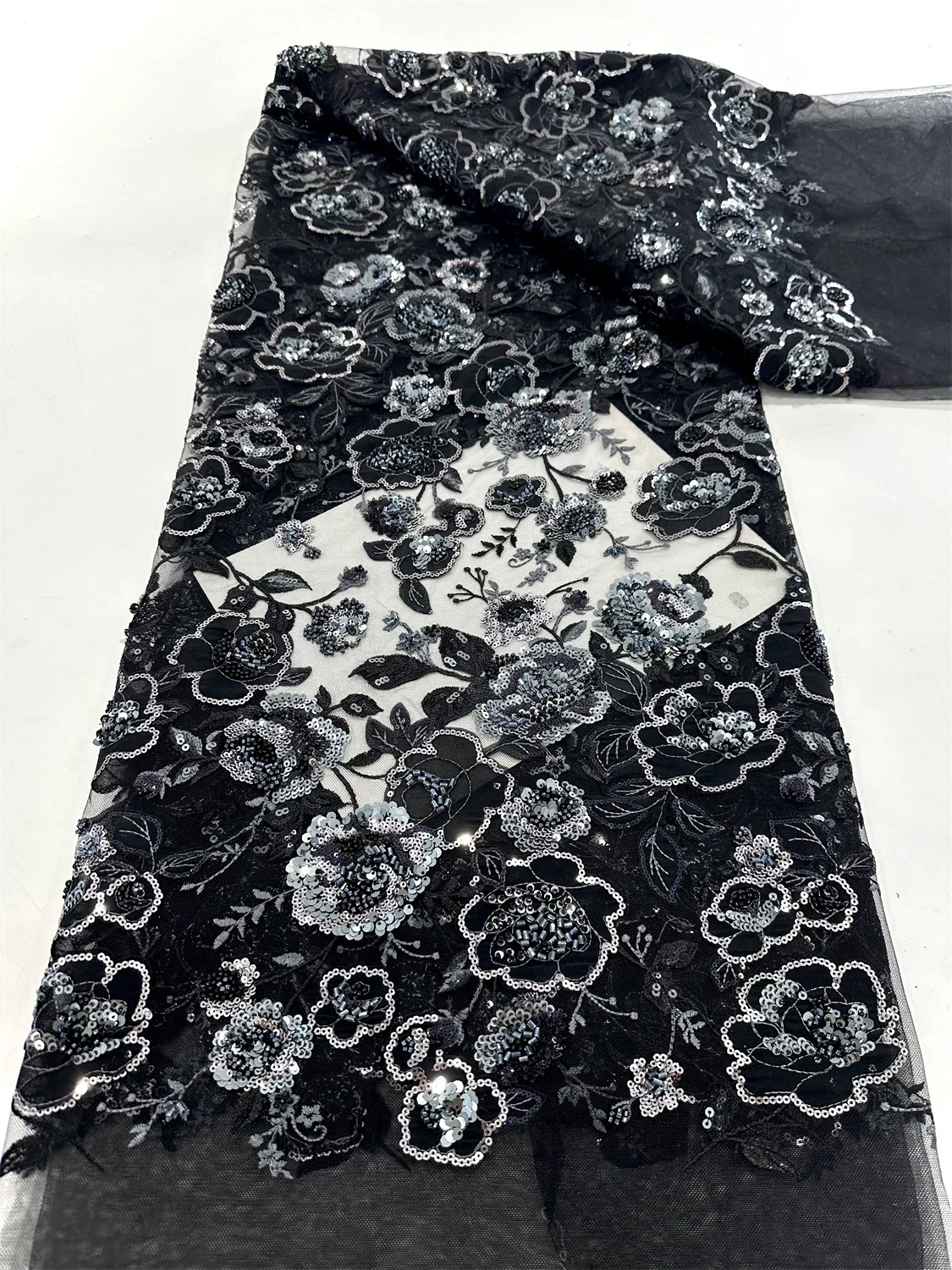 2025 High Quality Exquisite African Handmade Beaded Sequins Lace Fabric French Embroidery Lace Fabric For Nigerian Wedding
2025 High Quality Exquisite African Handmade Beaded Sequins Lace Fabric French Embroidery Lace Fabric For Nigerian Wedding