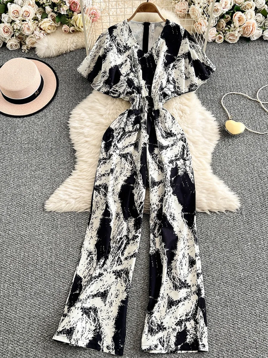Foamlina Elegant Ink Wash Print V-Neck Flutter Sleeve Jumpsuit Women's New Slim Waist Wide Leg Pants Bodysuits
Foamlina Elegant Ink Wash Print V-Neck Flutter Sleeve Jumpsuit Women's New Slim Waist Wide Leg Pants Bodysuits