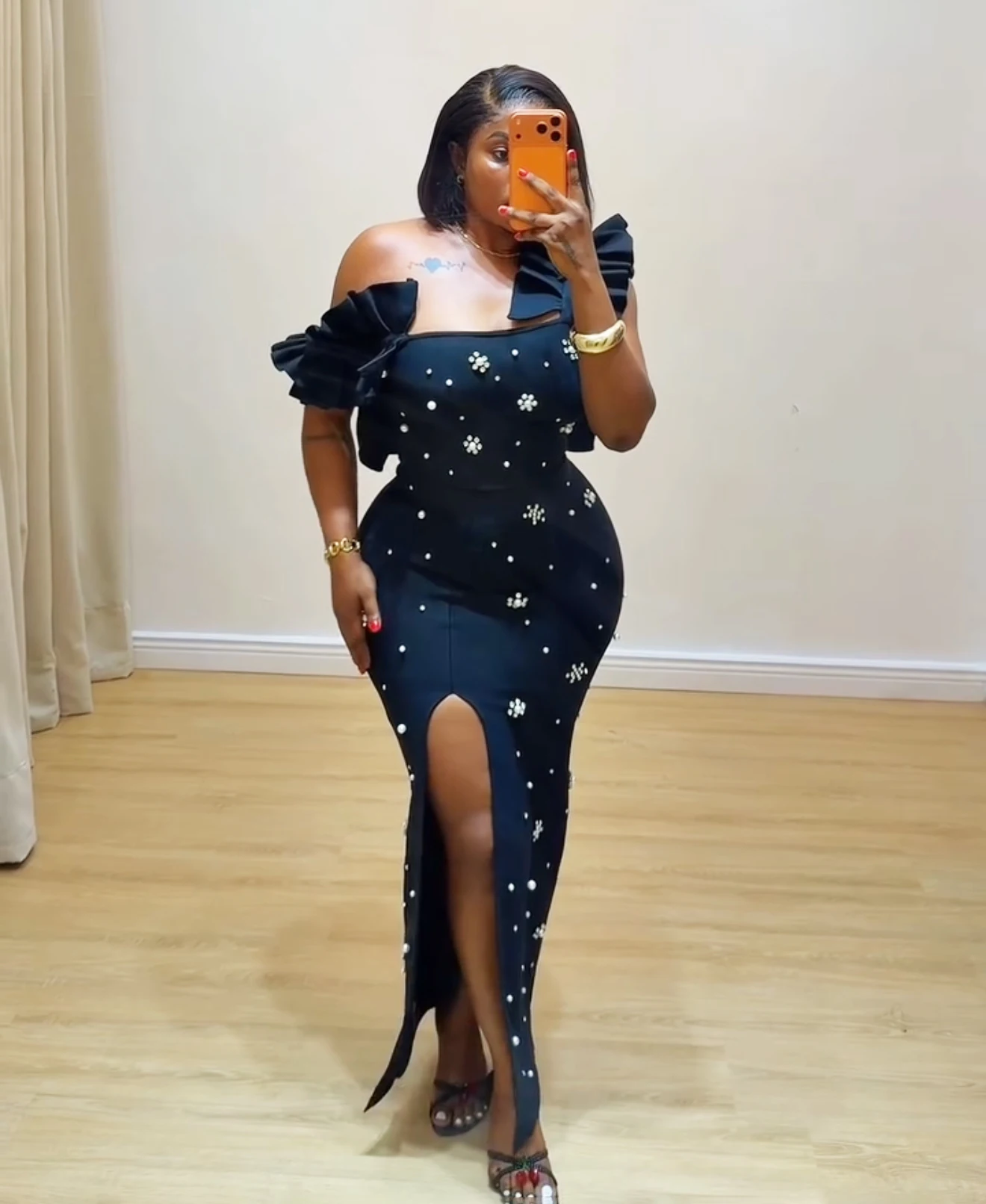 2026 New Women's Sexy One Shoulder Bandage Dress Black White Red Socialite Bodycon Gown for Party Banquet Formal Event
2026 New Women's Sexy One Shoulder Bandage Dress Black White Red Socialite Bodycon Gown for Party Banquet Formal Event