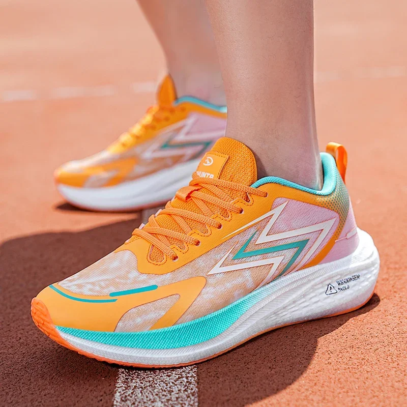 Профессиональные кроссовки для марафона, кроссовки для гонок на всю длину с карбоновой пластиной, молодежная амортизирующая тренировочная спортивная обувь
Профессиональные кроссовки для марафона, кроссовки для гонок на всю длину с карбоновой пластиной, молодежная амортизирующая тренировочная спортивная обувь