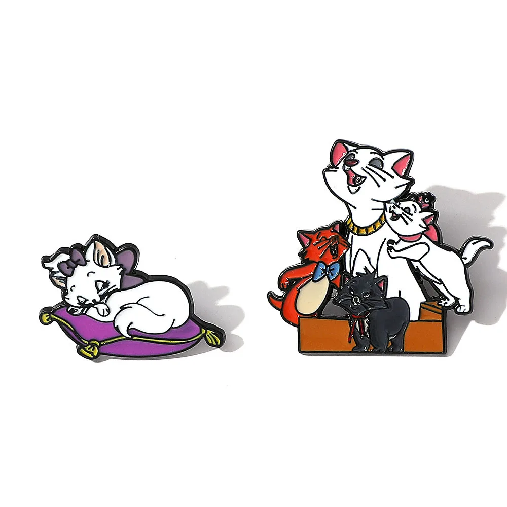 1 Set Anime The Aristocats Brooch Cute Marie Cat Enamel Pin Backpack Clothing Jewelry Metal Badges Accessories Gifts for Friends
1 Set Anime The Aristocats Brooch Cute Marie Cat Enamel Pin Backpack Clothing Jewelry Metal Badges Accessories Gifts for Friends