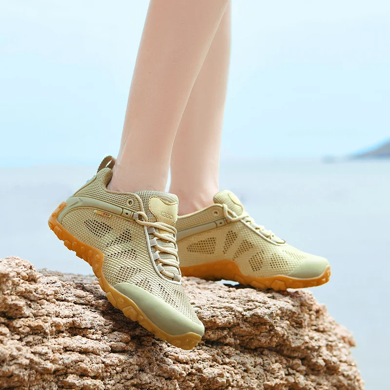 XIANGGUAN 2025 NEW Men Outdoor Hiking Shoes Anti Slip Sport Shoes Men Waterproof Sneakers Men Trekking Shoes Men Size 36-45
XIANGGUAN 2025 NEW Men Outdoor Hiking Shoes Anti Slip Sport Shoes Men Waterproof Sneakers Men Trekking Shoes Men Size 36-45