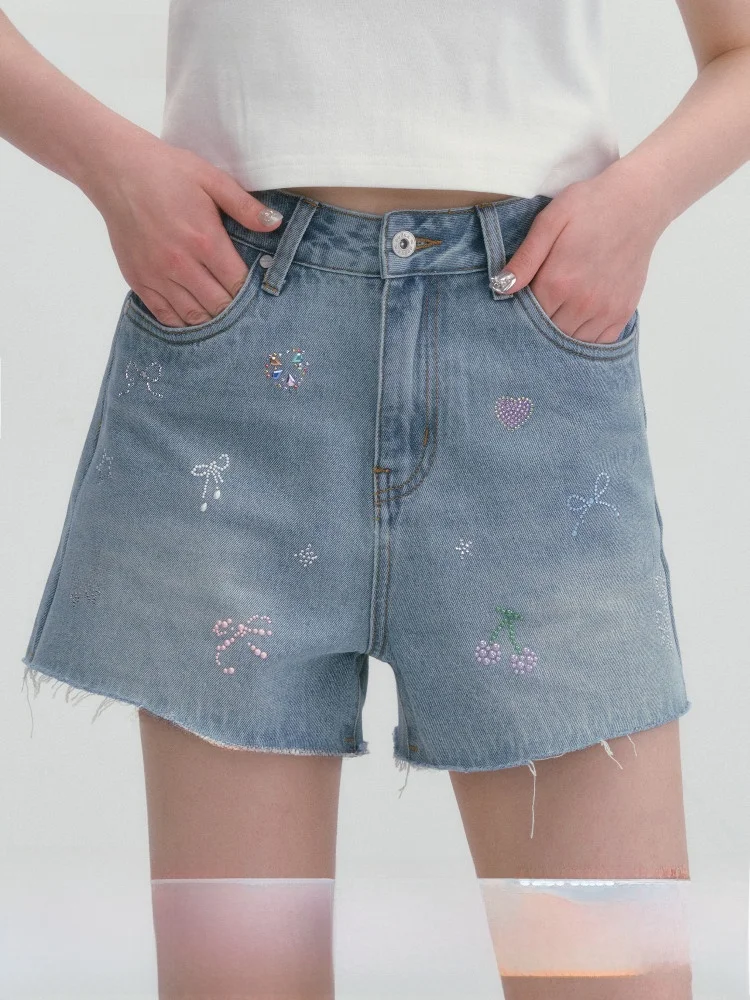 Guukahero Rhinestone High Waist Denim Shorts Women's Asymmetrical Hem Design Versatile Slimming Wide Leg Pants
Guukahero Rhinestone High Waist Denim Shorts Women's Asymmetrical Hem Design Versatile Slimming Wide Leg Pants