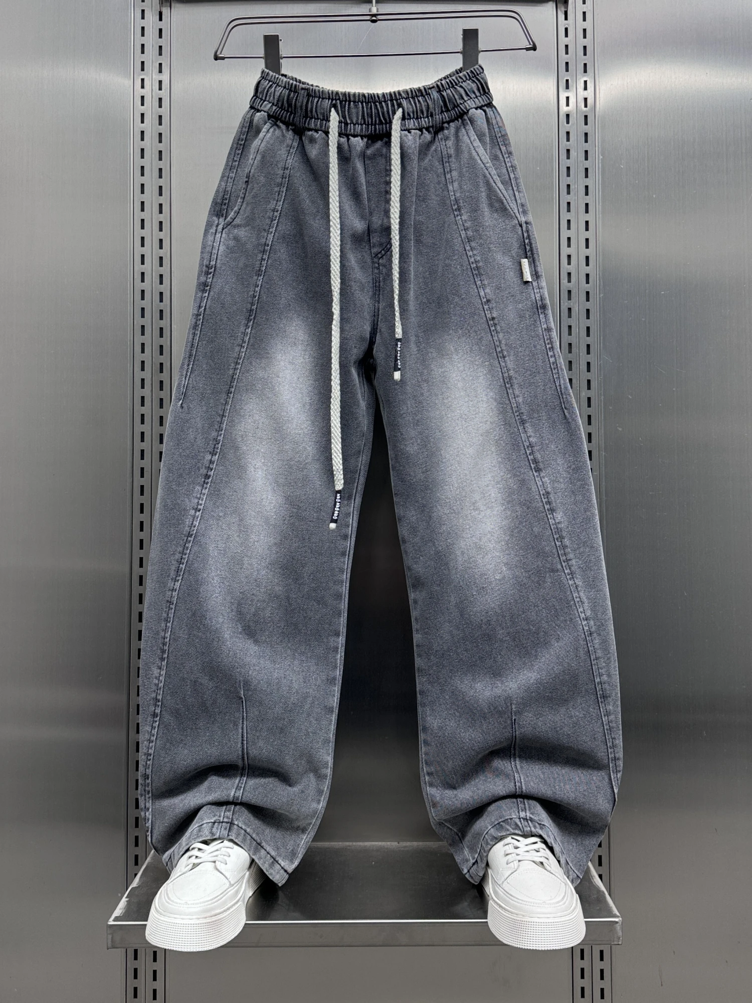 Trendy Patchwork Men's Jeans Loose Straight Leg Casual Wide Leg Pants American Sle Spring 2025 Youth Wear Comfortable Fit
Trendy Patchwork Men's Jeans Loose Straight Leg Casual Wide Leg Pants American Sle Spring 2025 Youth Wear Comfortable Fit