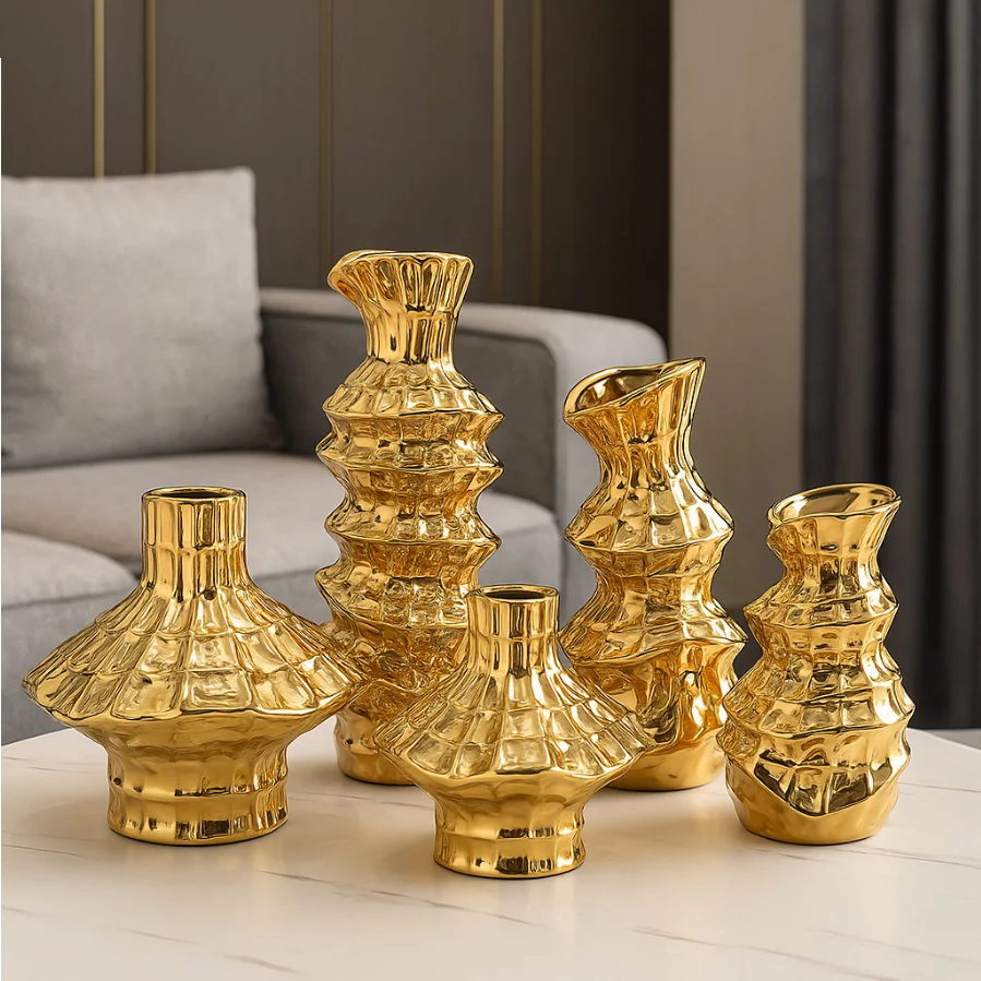 Luxury Europe Gold Ceramic Vase Home Decor Creative Design Porcelain Decorative Flower Vase For Wedding Decoration
Luxury Europe Gold Ceramic Vase Home Decor Creative Design Porcelain Decorative Flower Vase For Wedding Decoration