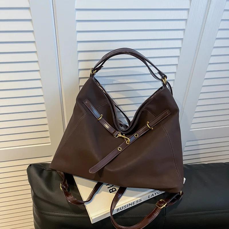 Maillard Style Shoulder Bag Women Large Capacity Totes Autumn Winter Shouderl Bags Backpack Luxury Brand Design Crossbody Bag
Maillard Style Shoulder Bag Women Large Capacity Totes Autumn Winter Shouderl Bags Backpack Luxury Brand Design Crossbody Bag