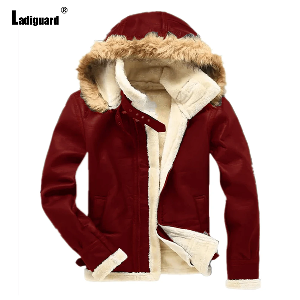 2022 Sexy Faux Leather Jackets Men's Coats Male Fashion Hooded Tops Outerwear With Velvet Slim Biker Jacket Pu Leather Overcoats
2022 Sexy Faux Leather Jackets Men's Coats Male Fashion Hooded Tops Outerwear With Velvet Slim Biker Jacket Pu Leather Overcoats