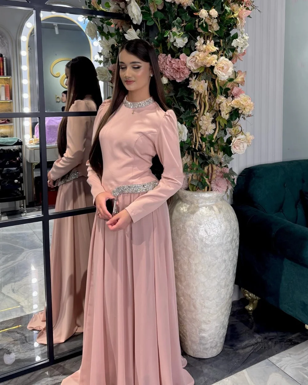 Customized Modest Fashion Jersey Rhinestone Pleat Ruched A-line High Collar Long Dresses Evening Dresses Exquisite High Quality
Customized Modest Fashion Jersey Rhinestone Pleat Ruched A-line High Collar Long Dresses Evening Dresses Exquisite High Quality