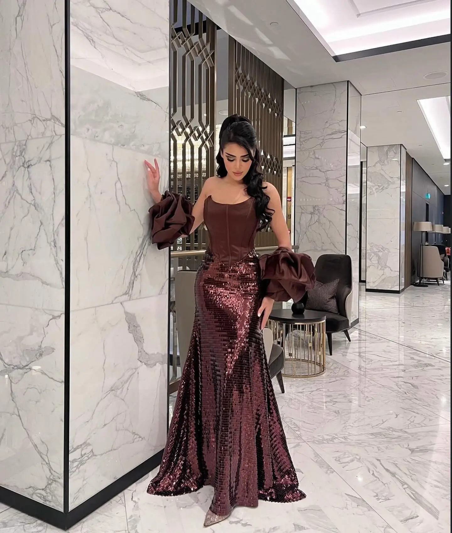 2025 Custom Made Detachable Sleeve Strapless Jersey Sleeveless Party Dress Sexy Sequined Zipper Back Evening Dress
2025 Custom Made Detachable Sleeve Strapless Jersey Sleeveless Party Dress Sexy Sequined Zipper Back Evening Dress