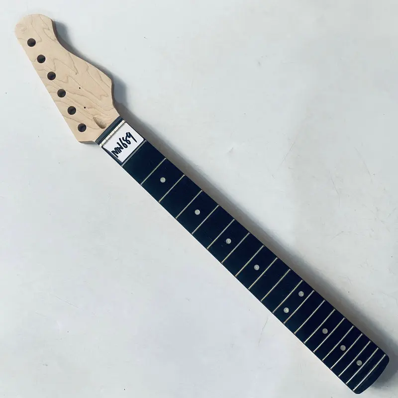 MN689 Mini Size ST Guitar 20 Frets Electric Guitar Neck Maple Rosewood Replace and DIY Surface Damages and Dirty
MN689 Mini Size ST Guitar 20 Frets Electric Guitar Neck Maple Rosewood Replace and DIY Surface Damages and Dirty