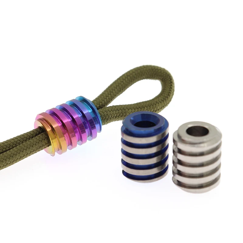 New Three-color Pure Titanium Paracord Beads Rope Flashlight Umbrella Rope Buckle DIY EDC Tool Accessories
New Three-color Pure Titanium Paracord Beads Rope Flashlight Umbrella Rope Buckle DIY EDC Tool Accessories