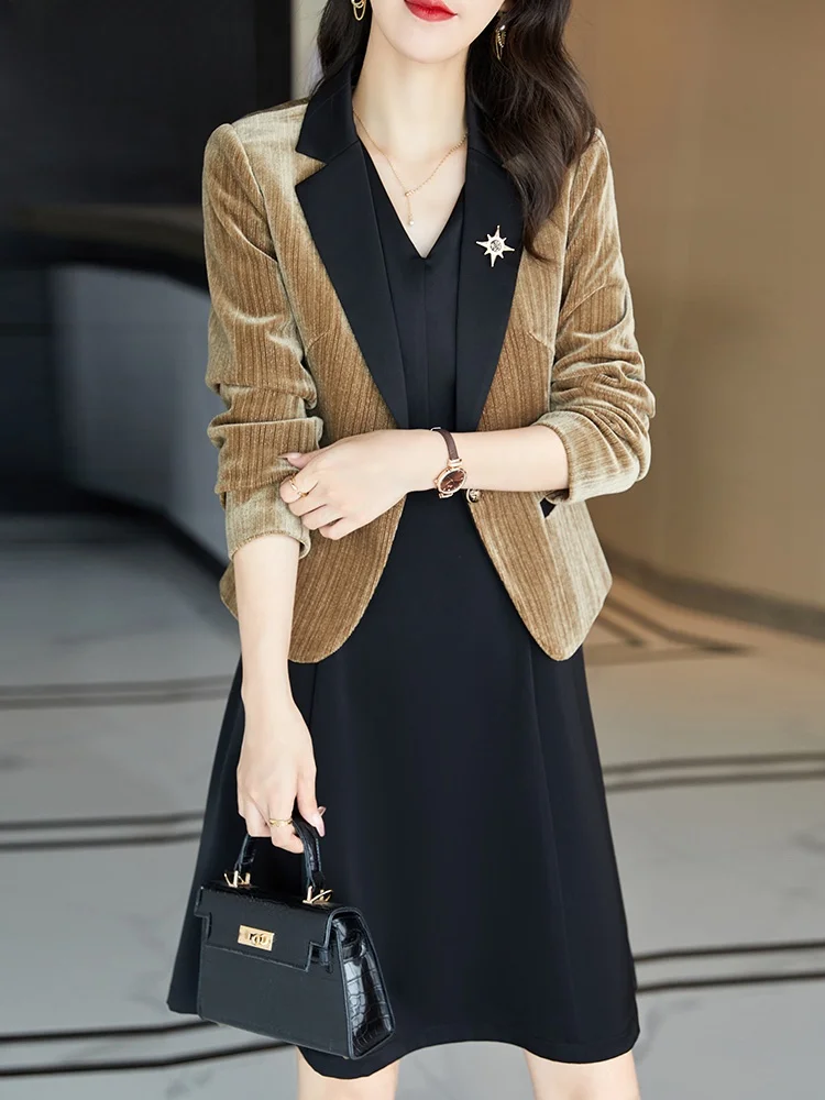 Fashionable Velvet Small Suit Jacket Women's Autumn Winter New Design High-End Sensation Short Western Style Coat
Fashionable Velvet Small Suit Jacket Women's Autumn Winter New Design High-End Sensation Short Western Style Coat