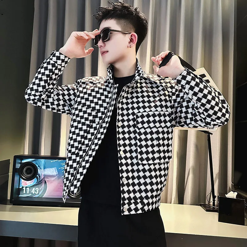 Повседневное мужское пальто свободного кроя с воротником-стойкой на весну и осень, украшенное молнией, длинное пальто из полиэфирного волокна
Повседневное мужское пальто свободного кроя с воротником-стойкой на весну и осень, украшенное молнией, длинное пальто из полиэфирного волокна