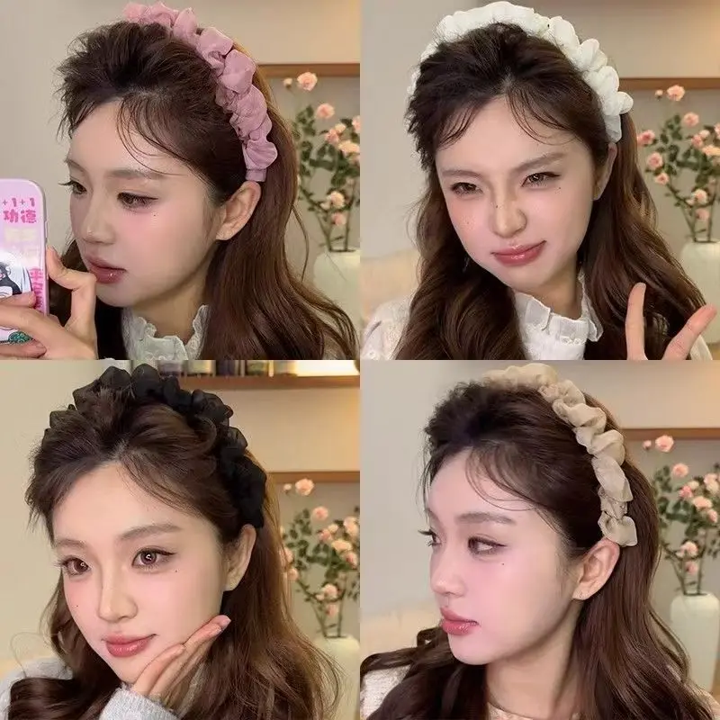 Сетчатая повязка для волос в корейском стиле с рюшами и пузырьками для женщин с расческой и зубцами, подходит для мытья лица и аксессуаров для волос
Сетчатая повязка для волос в корейском стиле с рюшами и пузырьками для женщин с расческой и зубцами, подходит для мытья лица и аксессуаров для волос