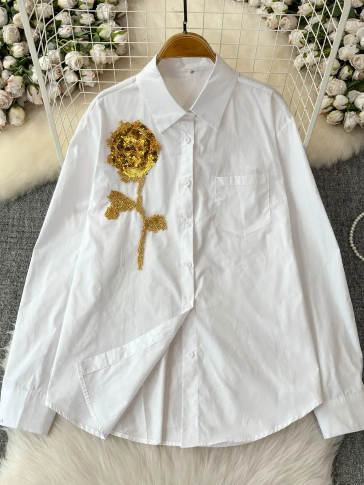 Autumn Winter New Sle Luxury Long Sve Embroidered irt Design Sense Flower Stitching Outlined Blouse Korean Version
Autumn Winter New Sle Luxury Long Sve Embroidered irt Design Sense Flower Stitching Outlined Blouse Korean Version