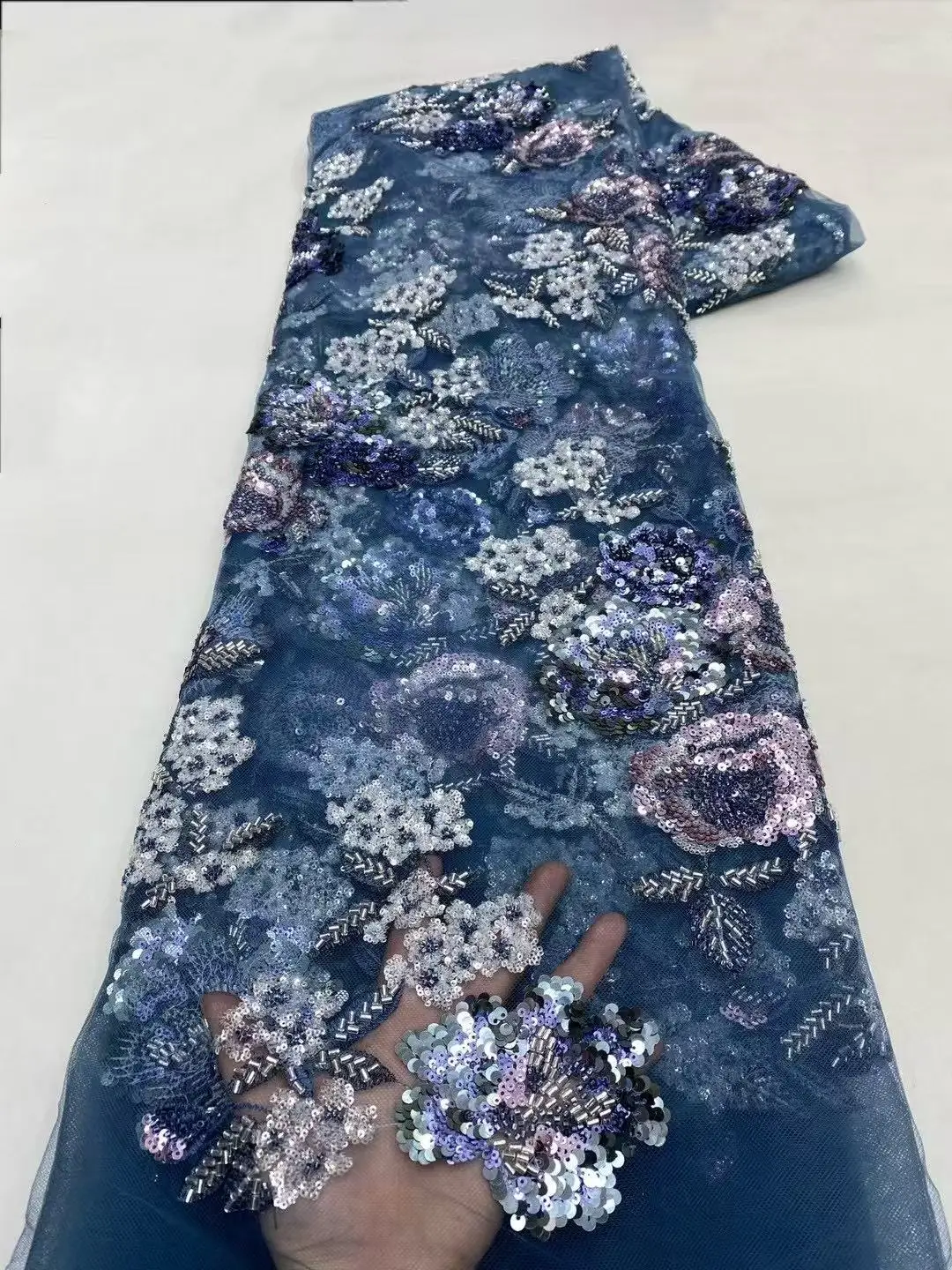 Luxury African Lace Fabric 2025 High Quality Sequins Beads Lace Fabrics For Nigerian Wedding Dresses French Tulle Lace Fabric
Luxury African Lace Fabric 2025 High Quality Sequins Beads Lace Fabrics For Nigerian Wedding Dresses French Tulle Lace Fabric