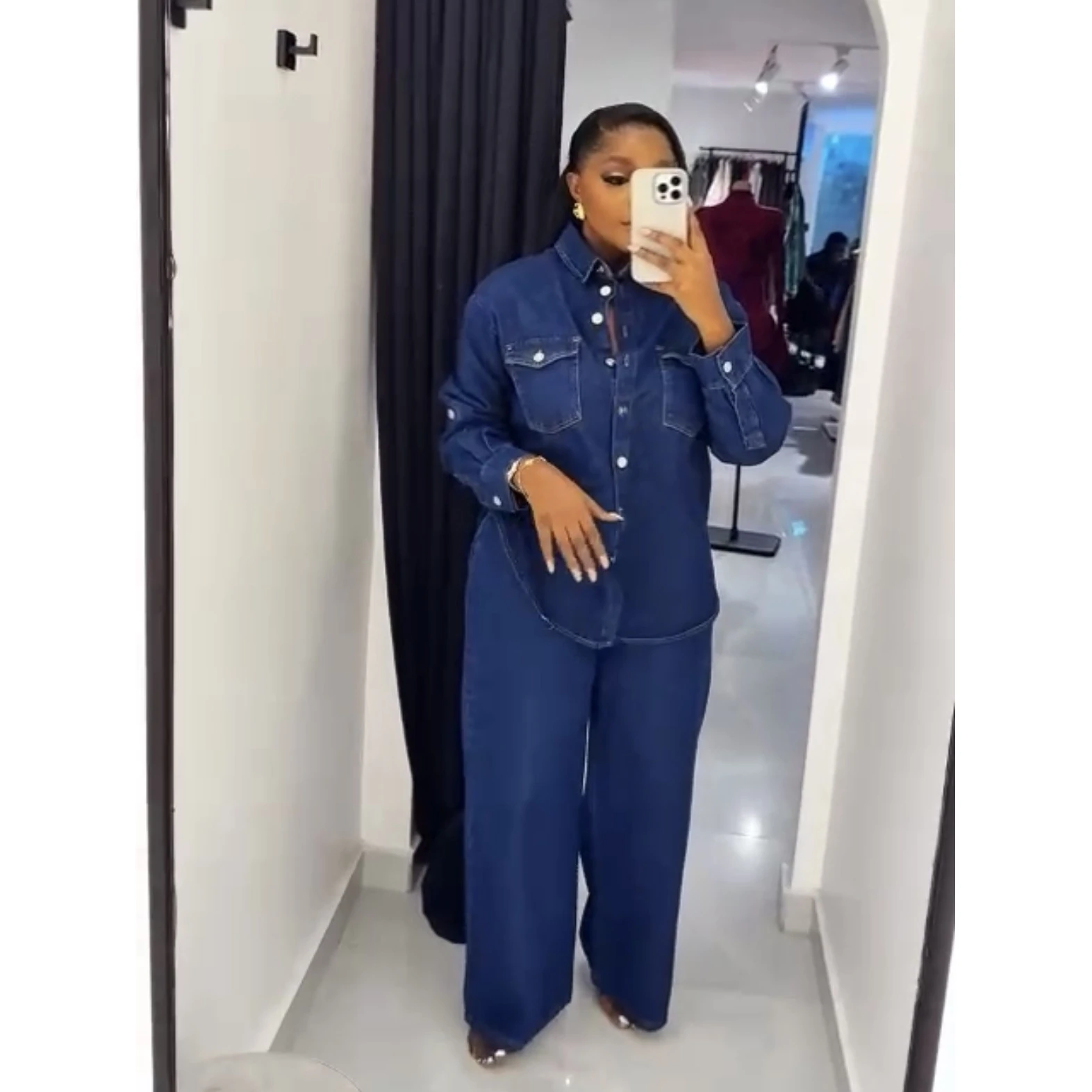 Women's Fashionable Retro Denim Open Cardigan Long Sleeve Turn-down Collar Straight Leg Pants Set High Waist Short Pants Cotton
Women's Fashionable Retro Denim Open Cardigan Long Sleeve Turn-down Collar Straight Leg Pants Set High Waist Short Pants Cotton