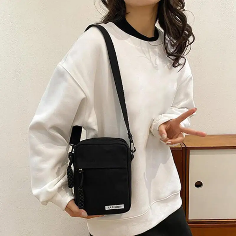 Women's Bag Small Square Bag Diagonal Crossover Oxford Cloth Men's Satchel Fashion Hand Machine Casual Handbags Luggage Bags
Women's Bag Small Square Bag Diagonal Crossover Oxford Cloth Men's Satchel Fashion Hand Machine Casual Handbags Luggage Bags