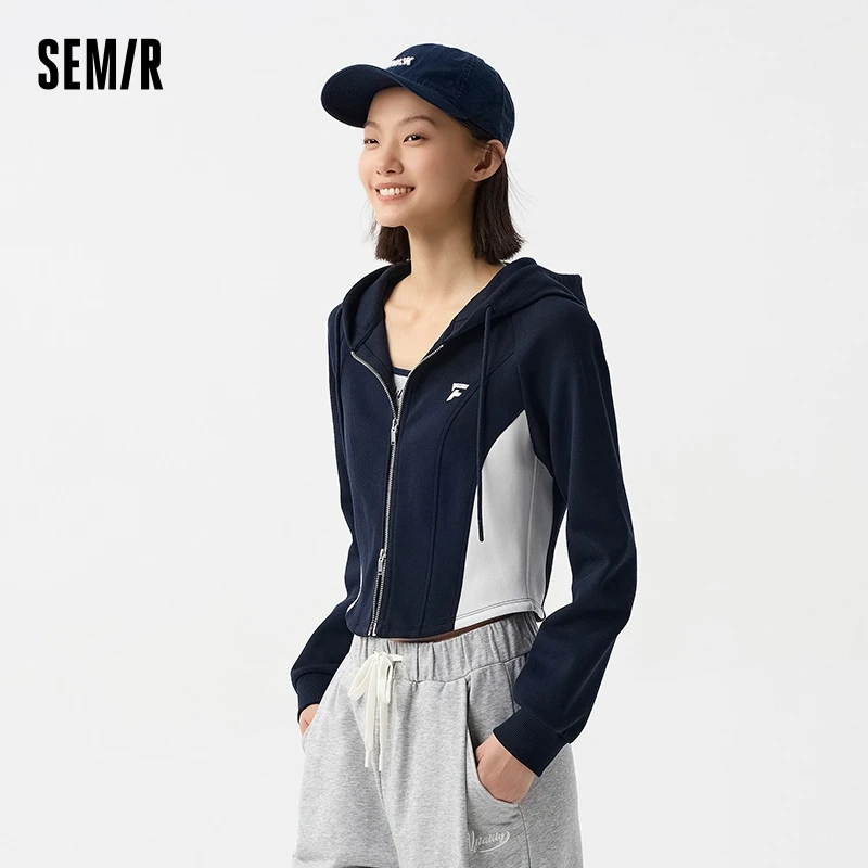 Semir Верхняя одежда женская короткая стильная винтажная простая весенняя утягивающая узкая куртка с капюшоном с рукавами реглан в спортивном стиле
Semir Верхняя одежда женская короткая стильная винтажная простая весенняя утягивающая узкая куртка с капюшоном с рукавами реглан в спортивном стиле