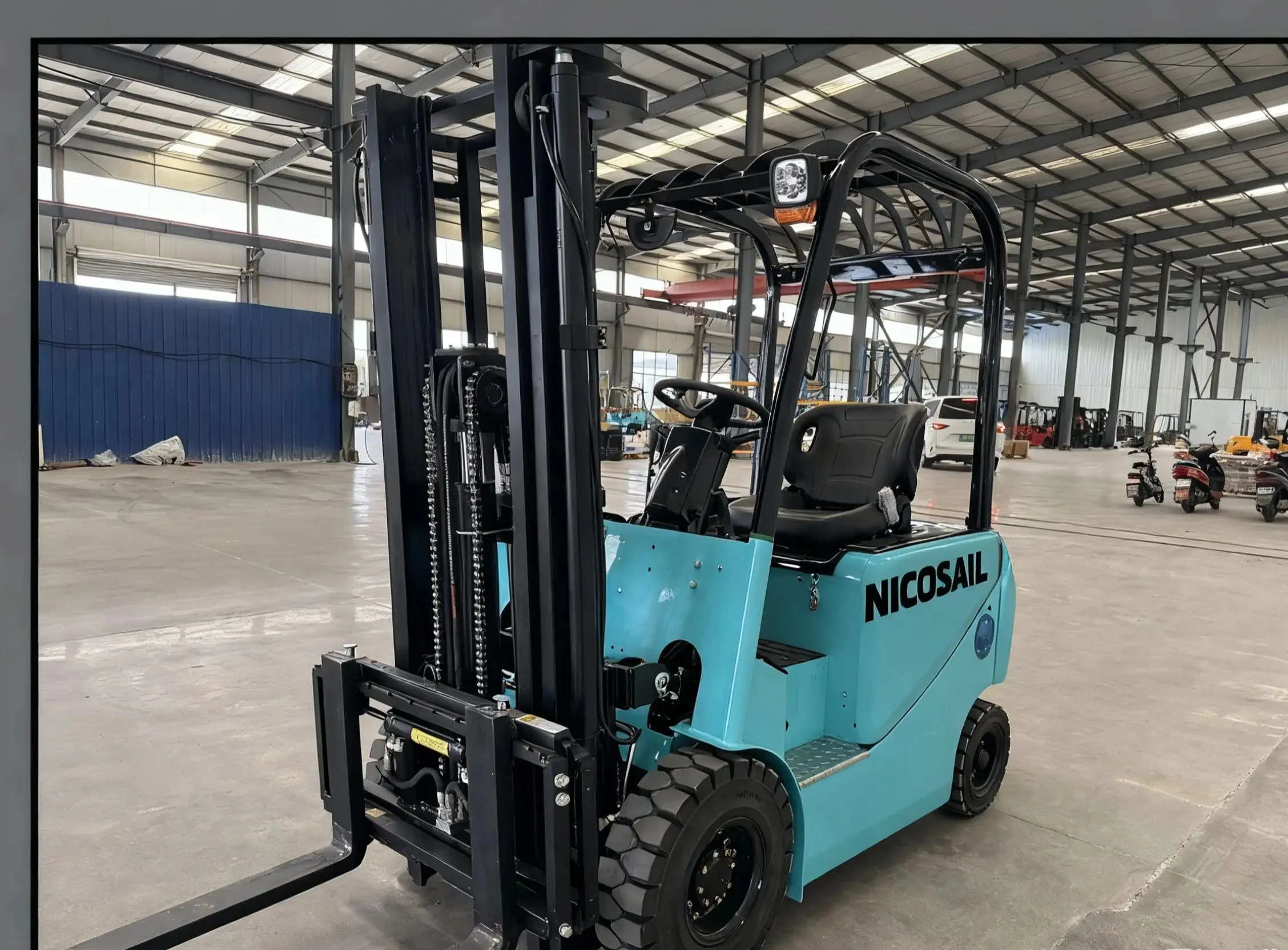 Electric forklift four-wheel 1 ton 1.5 ton 2 warehouse handling elevated battery forklift loading and unloading truck forklift 
Electric forklift four-wheel 1 ton 1.5 ton 2 warehouse handling elevated battery forklift loading and unloading truck forklift