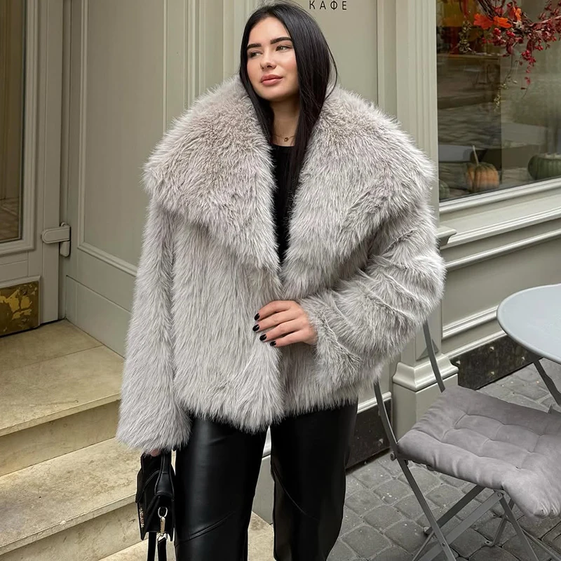 Tornova Fluffy Casual Fox Fur Coat Women's Fashion Long-Sleeved Loose Lapel Faux Fur Jacket Winter Elegant Luxurious Warm Jacket
Tornova Fluffy Casual Fox Fur Coat Women's Fashion Long-Sleeved Loose Lapel Faux Fur Jacket Winter Elegant Luxurious Warm Jacket