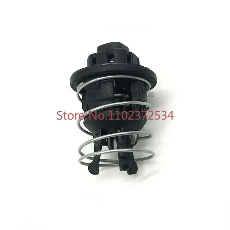 Запчасти для экскаваторов EC210B/200B: обратный клапан и сердечник клапана для двигателя DEUTZ D6E
Запчасти для экскаваторов EC210B/200B: обратный клапан и сердечник клапана для двигателя DEUTZ D6E