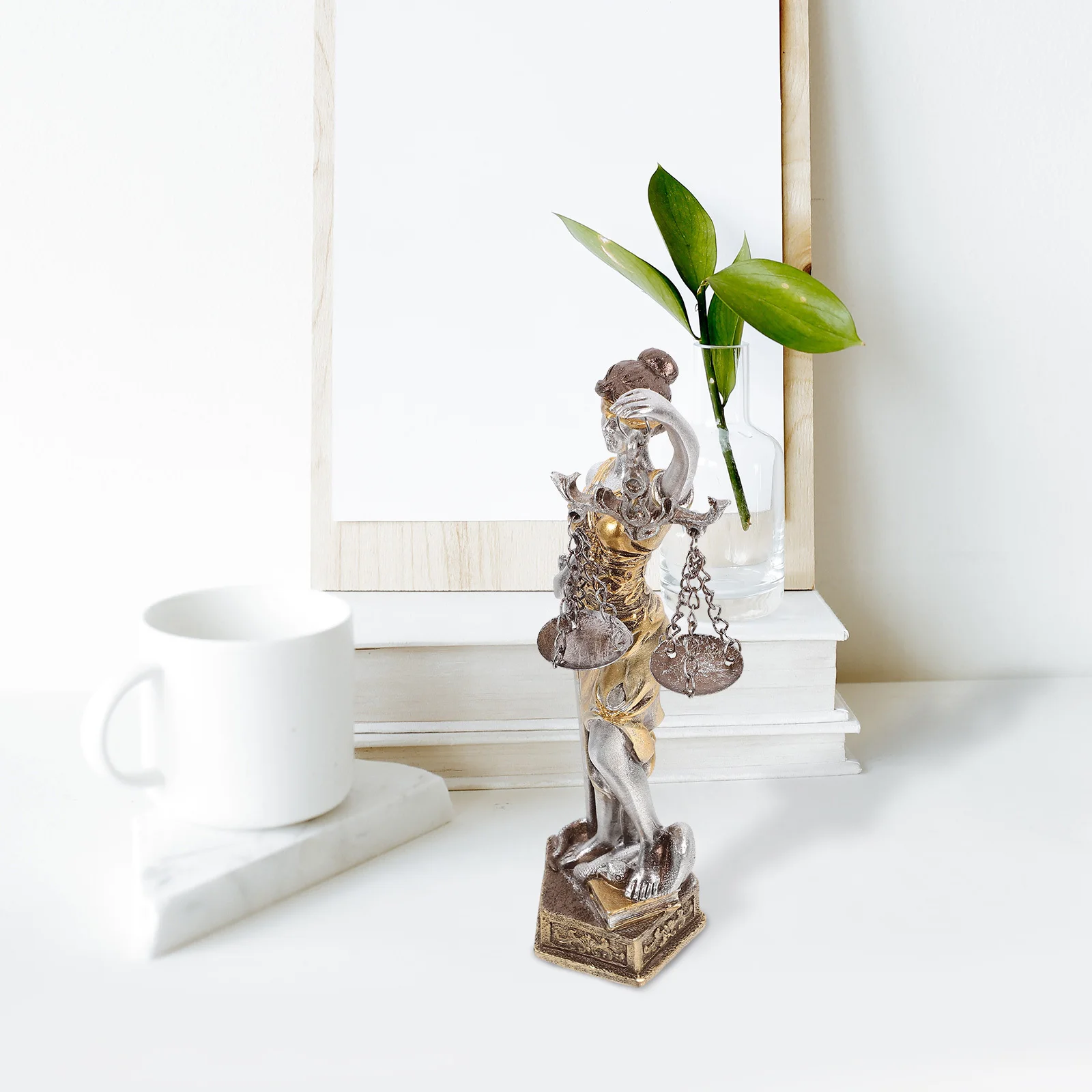 Statue Resin Sculpture Greek Goddess Vintage Finish Lawyer Office Decor Balance Scale Justice Symbol
Statue Resin Sculpture Greek Goddess Vintage Finish Lawyer Office Decor Balance Scale Justice Symbol