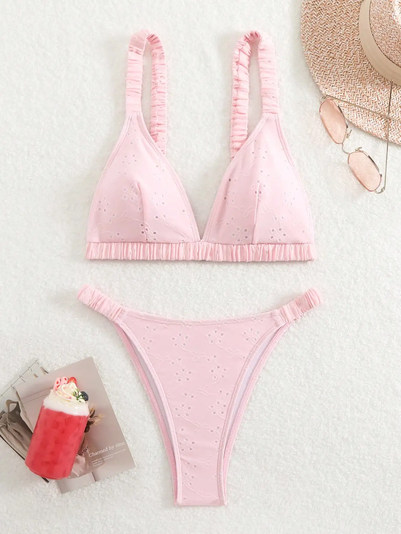 Летний пляжный модный однотонный сексуальный комплект бикини, сладкий стиль, стиль ins, подходит для праздников и фестивалей. 
Летний пляжный модный однотонный сексуальный комплект бикини, сладкий стиль, стиль ins, подходит для праздников и фестивалей.