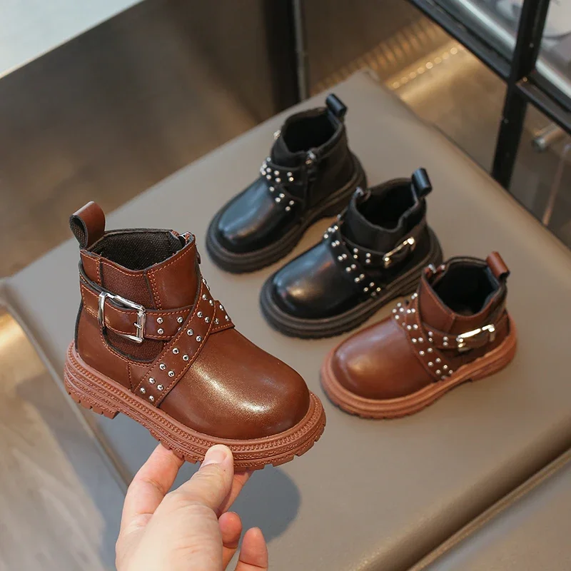 Boys Fashion Boots Toddlers Kids Ankle Boots with Rivets 2024 Autumn Winter Little Girls Tide Children Casual Shoes 21-30 Soft
Boys Fashion Boots Toddlers Kids Ankle Boots with Rivets 2024 Autumn Winter Little Girls Tide Children Casual Shoes 21-30 Soft