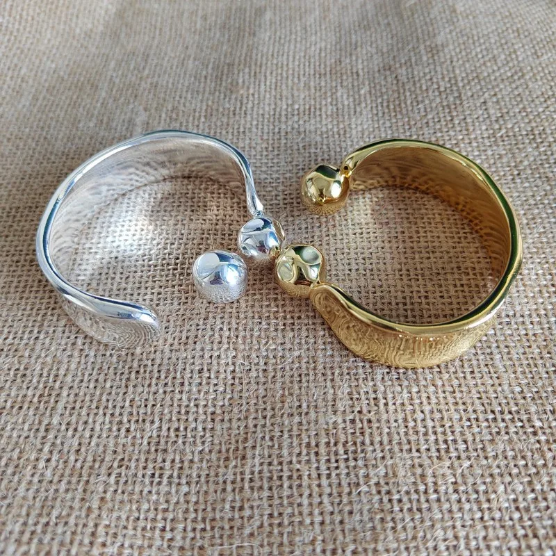 Unisex Trendy Double Circular Open Knot Cuff Bangle Bracelets For Women Men Couple Elegant Gold Silver Color Jewelry Gifts
Unisex Trendy Double Circular Open Knot Cuff Bangle Bracelets For Women Men Couple Elegant Gold Silver Color Jewelry Gifts