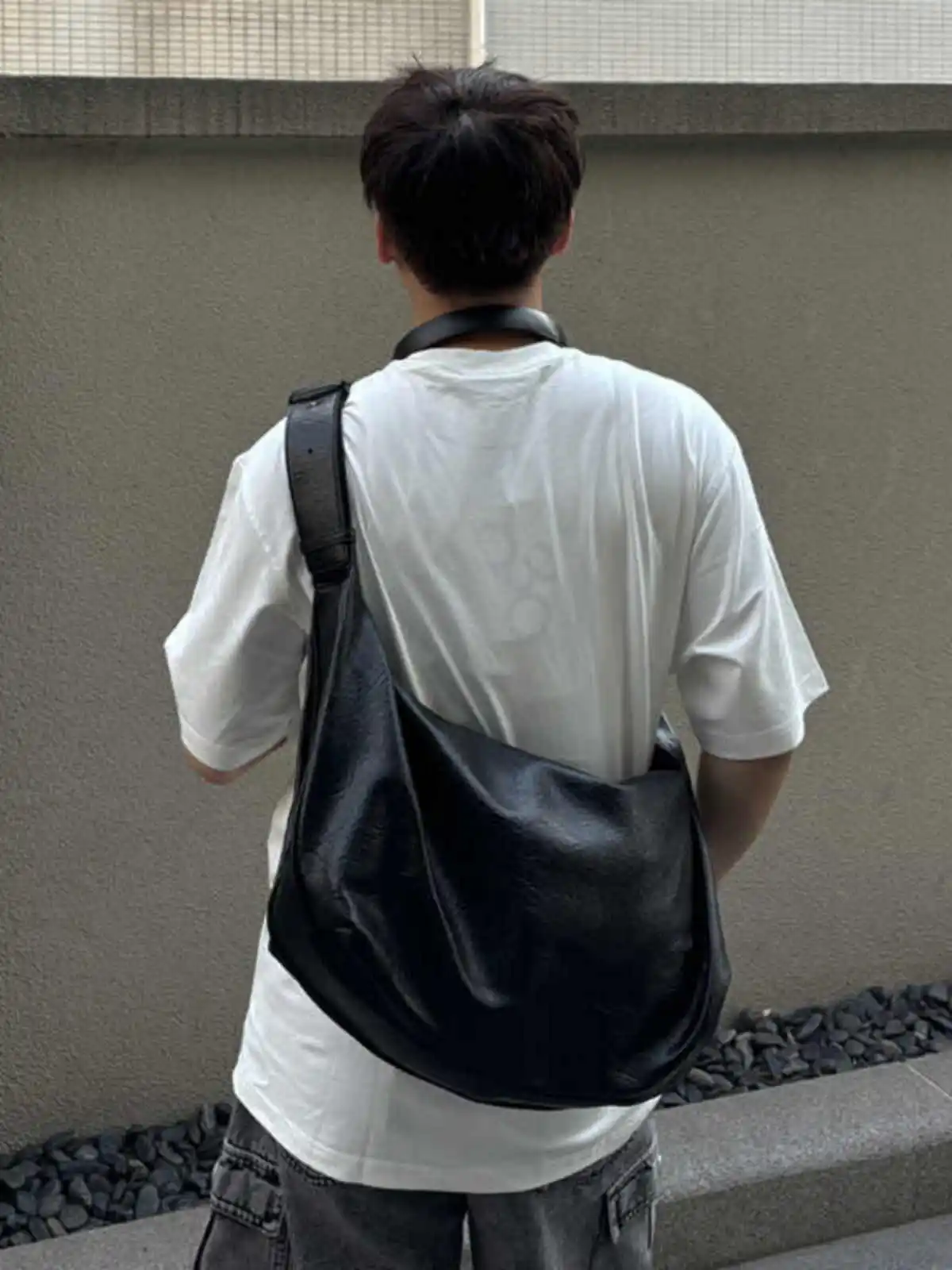 New Fashion Soft Leather Men's Dumpling Bag Casual Shoulder Crossbody Bag Female Large Capacity Totes Hobos Handbags Large
New Fashion Soft Leather Men's Dumpling Bag Casual Shoulder Crossbody Bag Female Large Capacity Totes Hobos Handbags Large