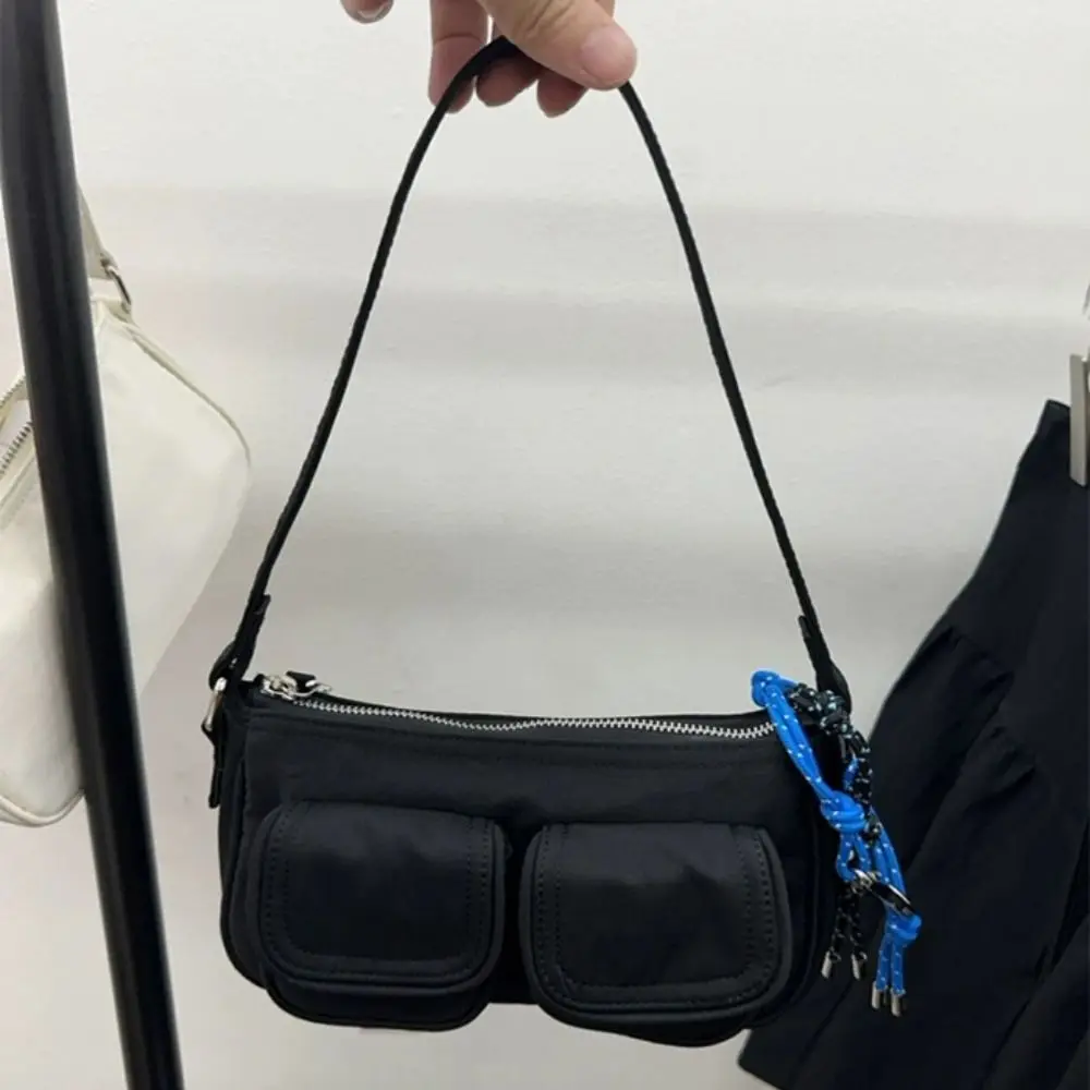 Fashion Solid Color Crossbody Bags Retro High-capacity Shoulder Bag Nylon Underarm Bag
Fashion Solid Color Crossbody Bags Retro High-capacity Shoulder Bag Nylon Underarm Bag