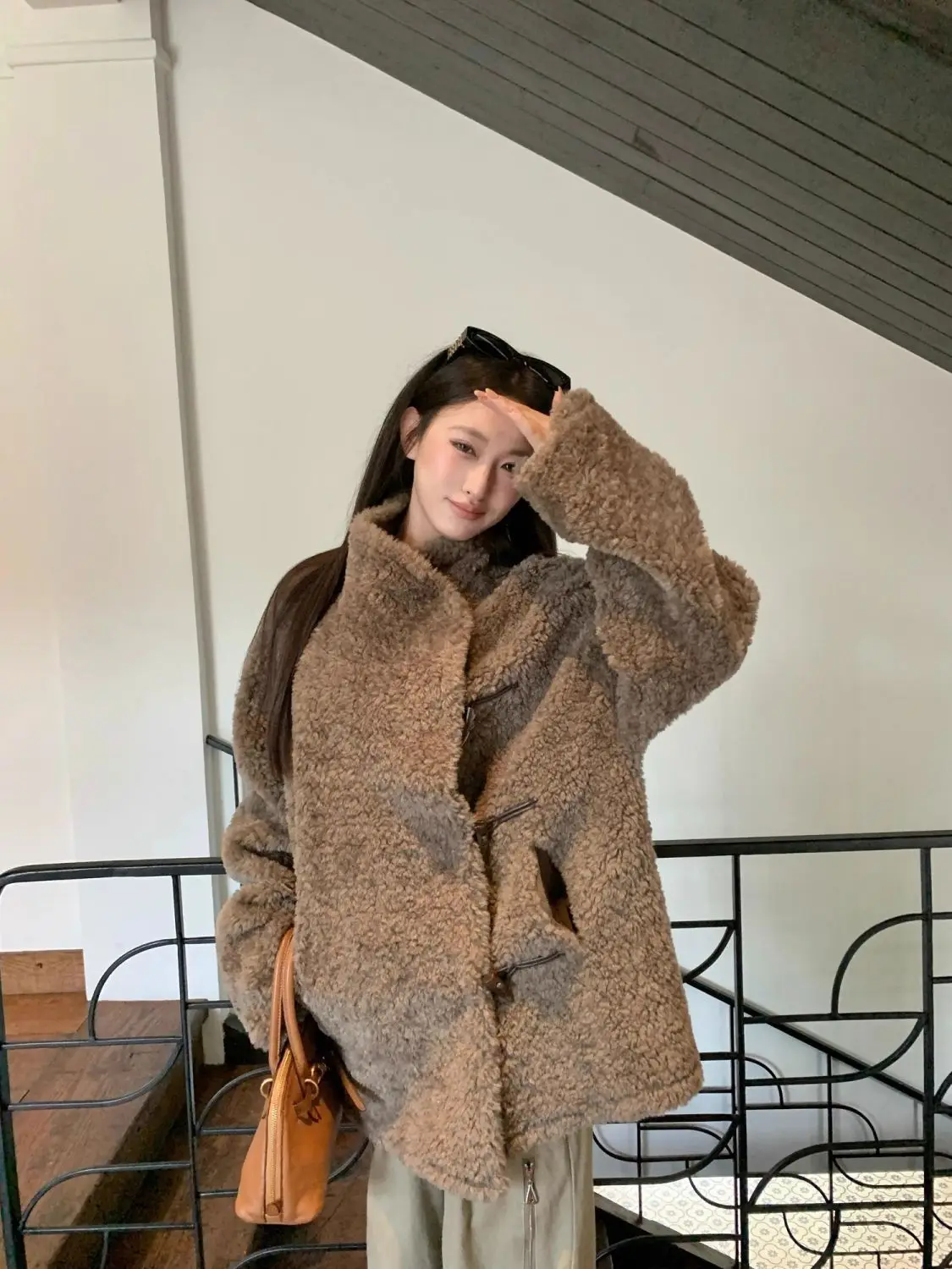 Куртка из овечьей шерсти Верхняя одежда Женская приятная для кожи Мягкая Нежная Удобная Натуральная Гипоаллергенная Дышащая Health-Conscious Girls
Куртка из овечьей шерсти Верхняя одежда Женская приятная для кожи Мягкая Нежная Удобная Натуральная Гипоаллергенная Дышащая Health-Conscious Girls