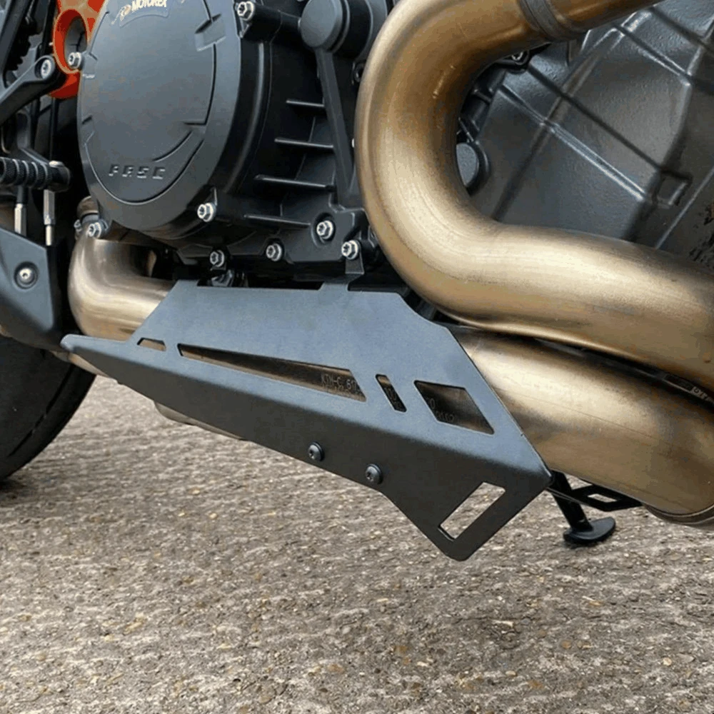 New Motorcycle Exhaust Muffler Pipe Heat Shield Guards Cover FOR KTM 1290 Super Duke R Heel Guard Protection 2020 2021 2022 2023
New Motorcycle Exhaust Muffler Pipe Heat Shield Guards Cover FOR KTM 1290 Super Duke R Heel Guard Protection 2020 2021 2022 2023