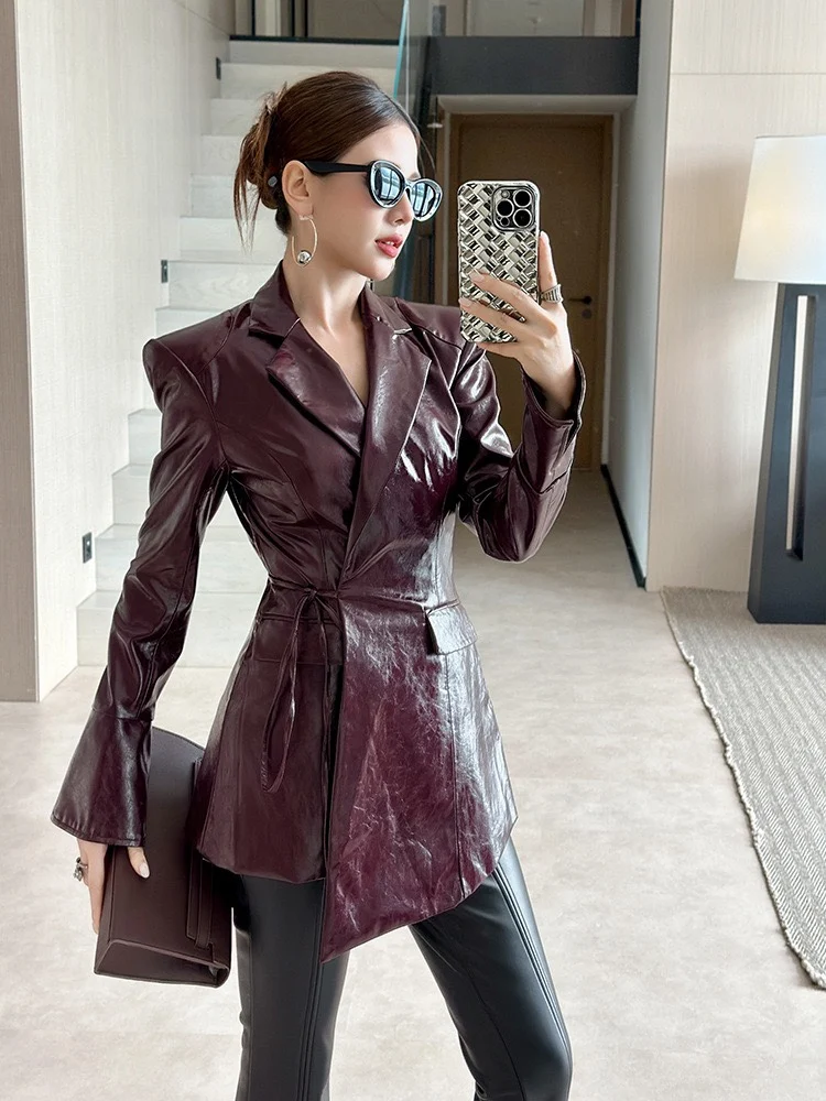 Cool Leather Jaet Women's Autumn Winter 2025 Asymmetric Waist-Cinching Slimming Belted Mid-Length Faionable Coat
Cool Leather Jaet Women's Autumn Winter 2025 Asymmetric Waist-Cinching Slimming Belted Mid-Length Faionable Coat