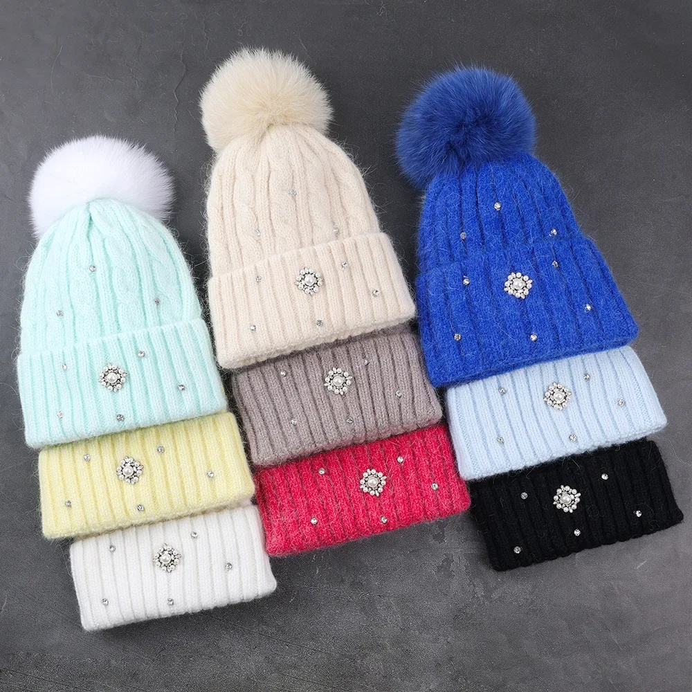 New Luxury Rhinestone Knitted Hat Winter Natural Fluffy Fox Fur Pom Pom Hat for Women Warm Soft Rabbit Fur Skullies Beanies Cap
New Luxury Rhinestone Knitted Hat Winter Natural Fluffy Fox Fur Pom Pom Hat for Women Warm Soft Rabbit Fur Skullies Beanies Cap