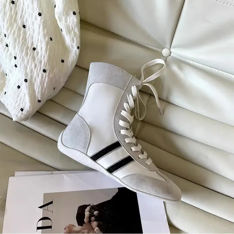 2026 New Womens Shoes Fashion High-top Sneakers Classic Lace-up Ankle Boots Women's Flat Boots Women's Sneakers and Casual Shoes
2026 New Womens Shoes Fashion High-top Sneakers Classic Lace-up Ankle Boots Women's Flat Boots Women's Sneakers and Casual Shoes