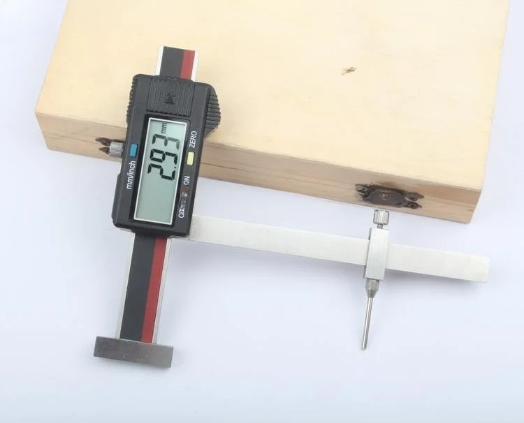 (Long measuring claw face difference) Long claw digital display section difference gauge Automobile industry Claw length 110mm
(Long measuring claw face difference) Long claw digital display section difference gauge Automobile industry Claw length 110mm