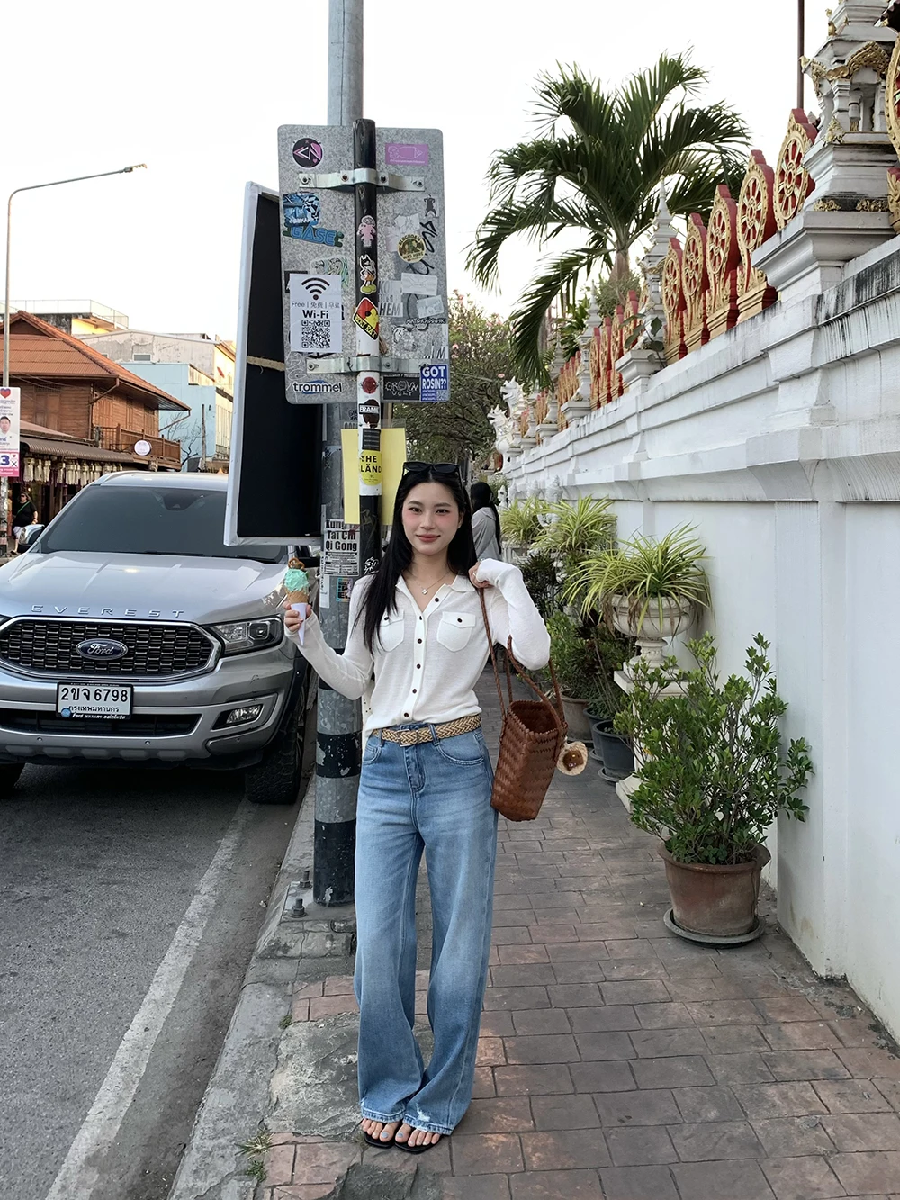 High Waist Straight Leg Denim Jeans Women's Spring New Style U2026 with Belt Rinsed Simple Long Pants Slimming Effect
High Waist Straight Leg Denim Jeans Women's Spring New Style U2026 with Belt Rinsed Simple Long Pants Slimming Effect