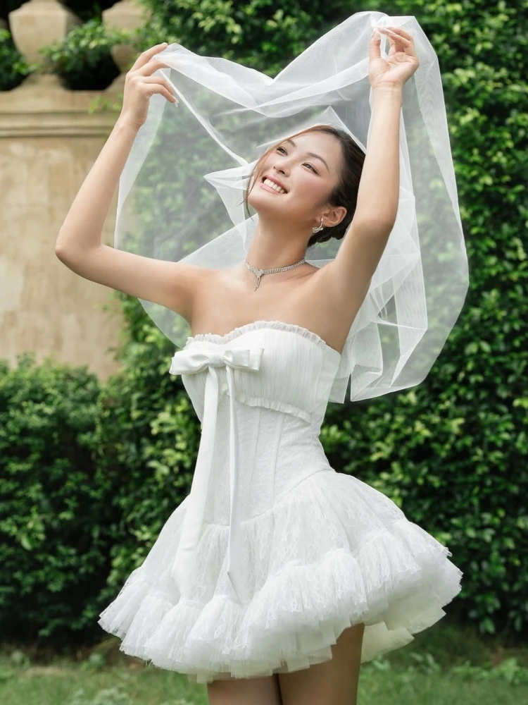 Сексуальное кружевное мини-платье без бретелек с бантом в стиле пэчворк, женское белое платье трапециевидной формы без рукавов с открытой спиной и оборками, вечерние коктейльные платья
Сексуальное кружевное мини-платье без бретелек с бантом в стиле пэчворк, женское белое платье трапециевидной формы без рукавов с открытой спиной и оборками, вечерние коктейльные платья